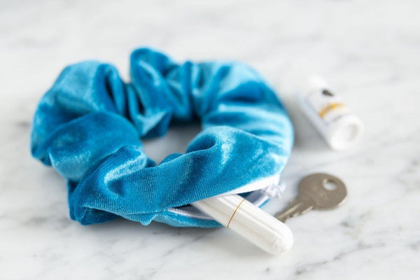 MINIMALS 'Zip It' Velvet Scrunchie - Sky Blue